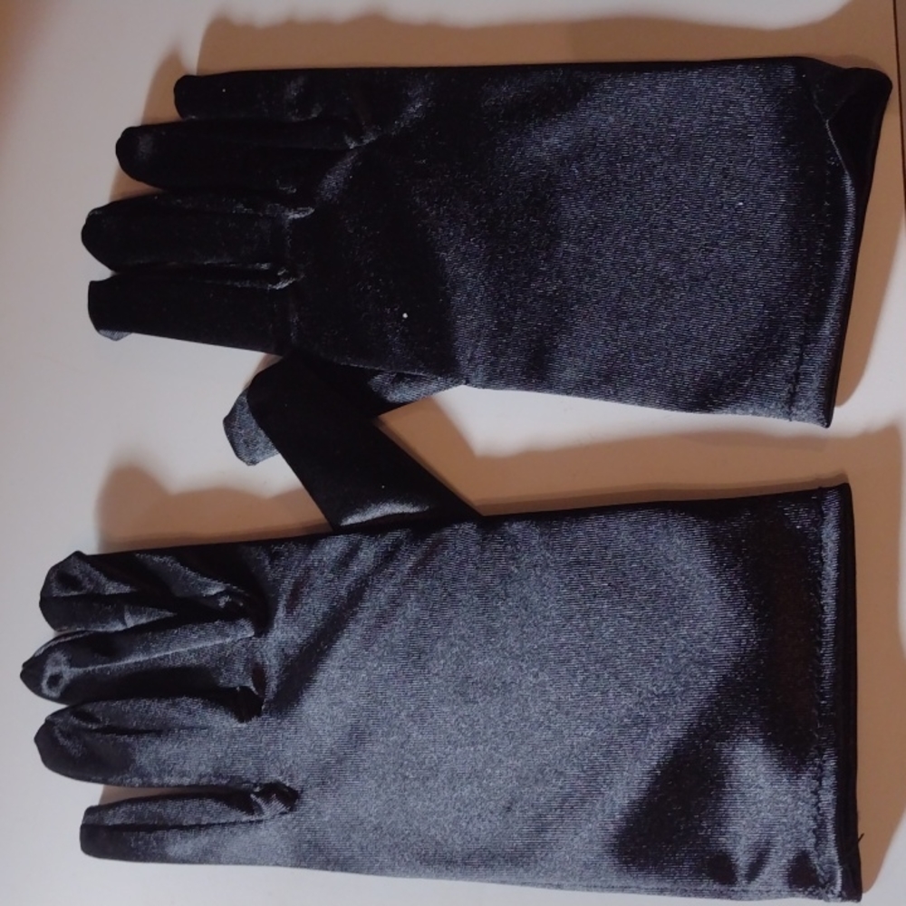 short Stretch Satin GLOVES